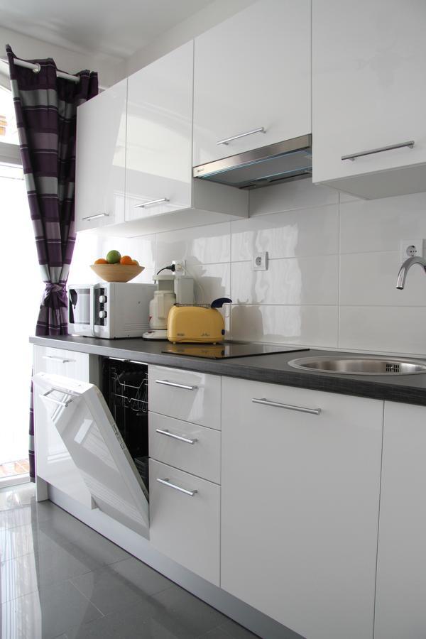 Apartment Paula With Private Jacuzzi And Parking- Near The Beach Zadar Buitenkant foto