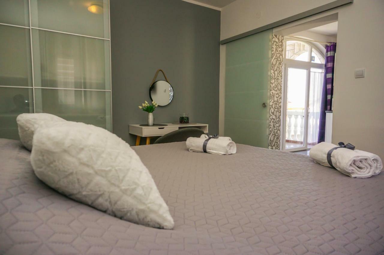 Apartment Paula With Private Jacuzzi And Parking- Near The Beach Zadar Buitenkant foto